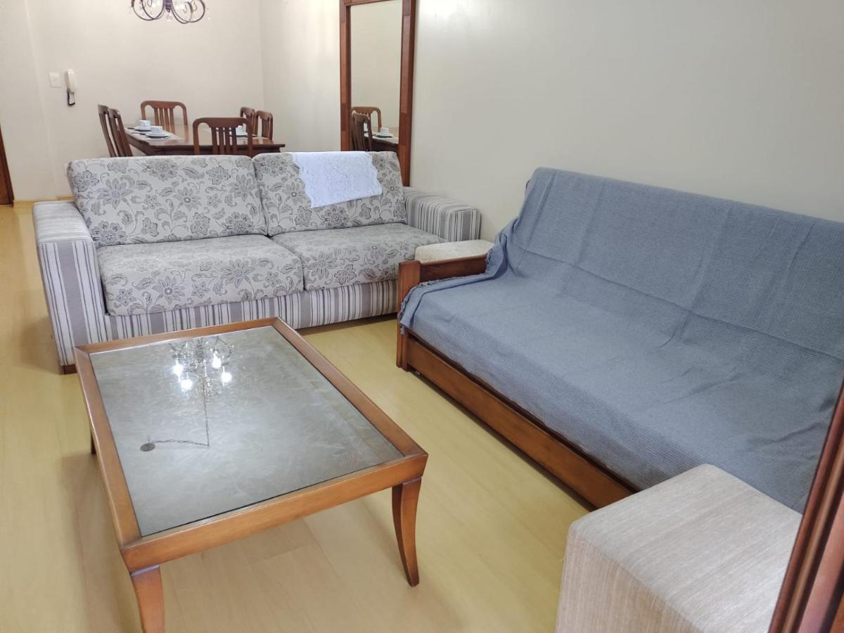 Apartamento Ensolarado No Centro De Gramado Apartment Екстериор снимка