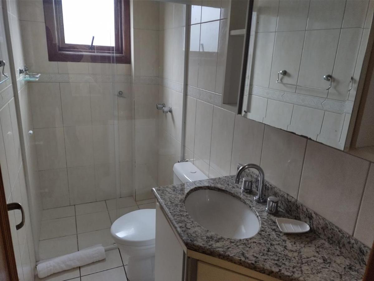 Apartamento Ensolarado No Centro De Gramado Apartment Екстериор снимка