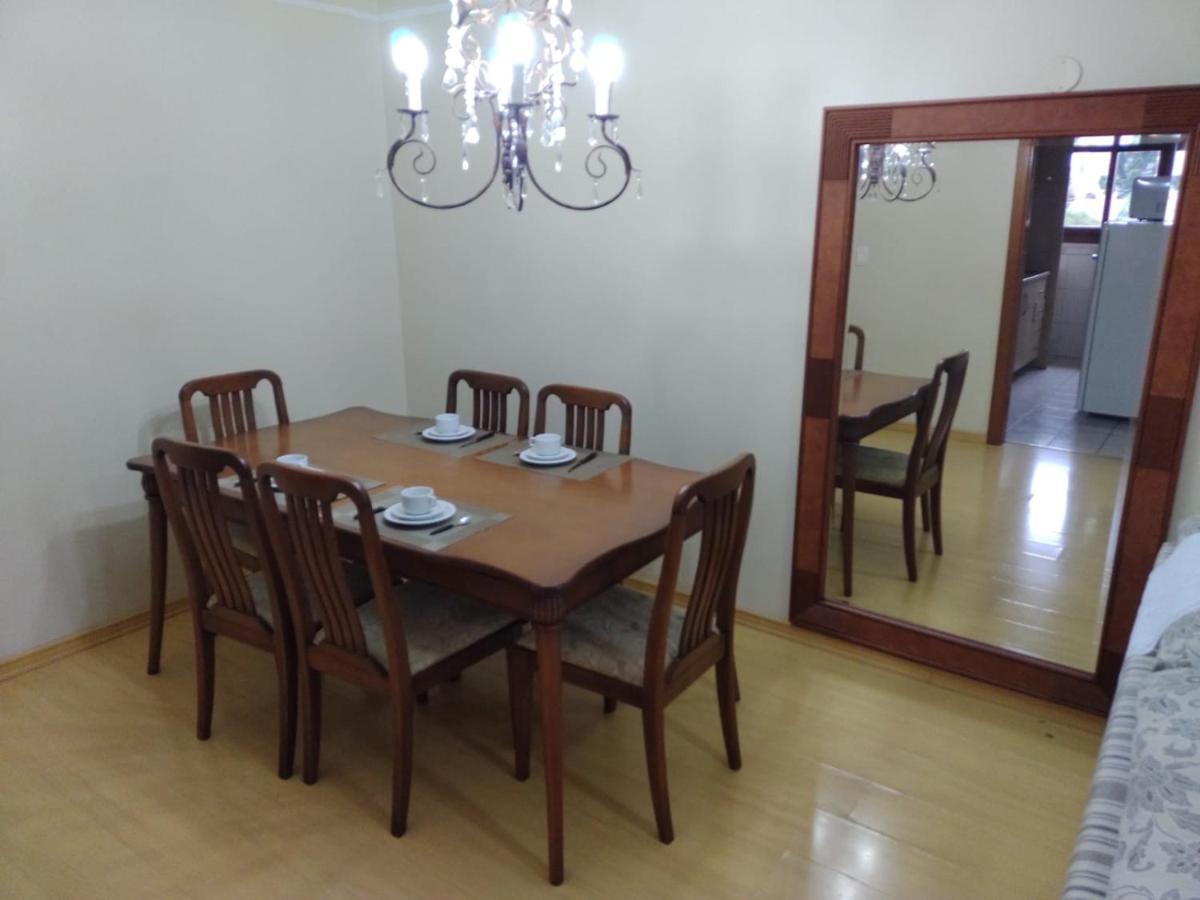 Apartamento Ensolarado No Centro De Gramado Apartment Екстериор снимка