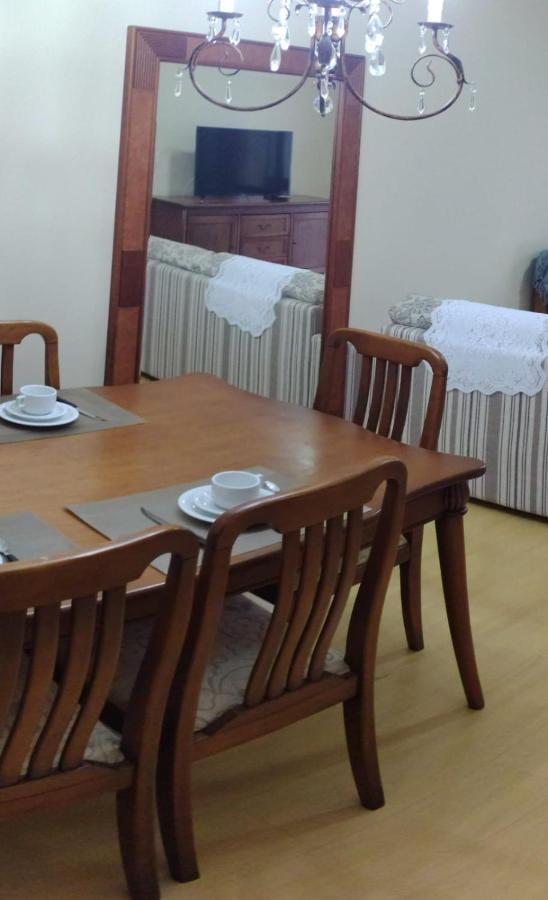 Apartamento Ensolarado No Centro De Gramado Apartment Екстериор снимка